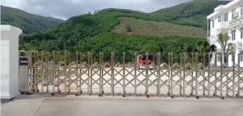  Cổng xếp inox tự động lắp tại Bình Định, Phú yên